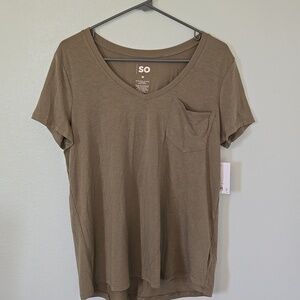 SO | Olive Green V Neck Short Sleeve Pocket Tee Size Medium NWT